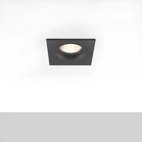 BRY-TETRA-D-SQR-BLC-SPOTLIGHT