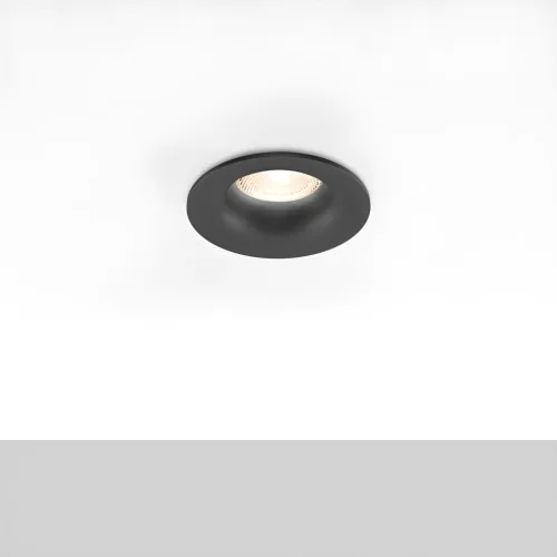 BRY-TETRA-D-RND-BLC-SPOTLIGHT