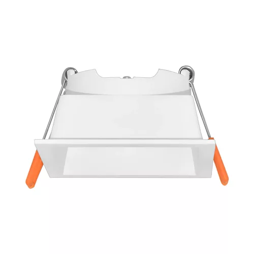 BRY-TETRA-CF-SQR-WHT-SPOTLIGHT