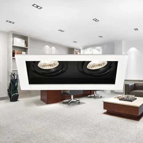 BRY-BETA-A-SQR-2D-WHT-BLC-SPOTLIGHT