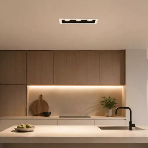 BRY-BETA-A-SQR-3D-BLC-BLC-SPOTLIGHT