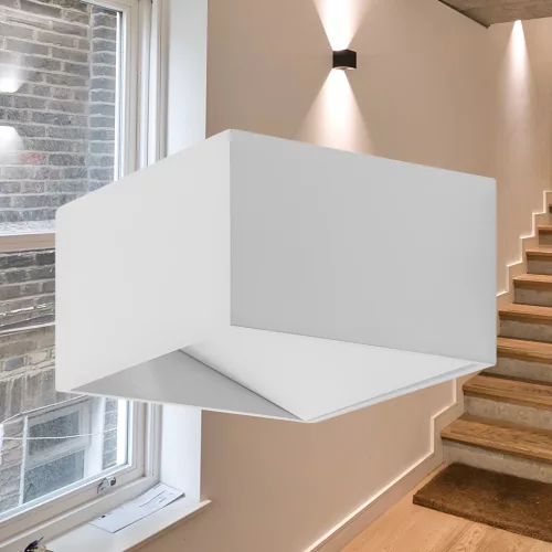 BRY-AVVA-WL02-8W-SQR-WHT-3000K-WALL LIGHT