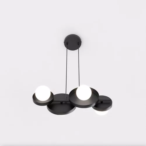 MODEL 4 BLACK