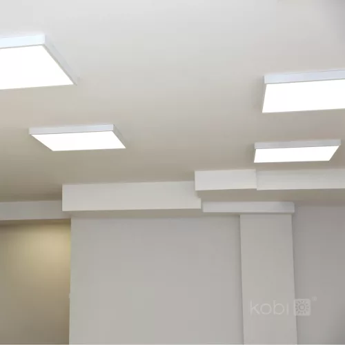 Kiemelő keret 600x600x45 mm fehér