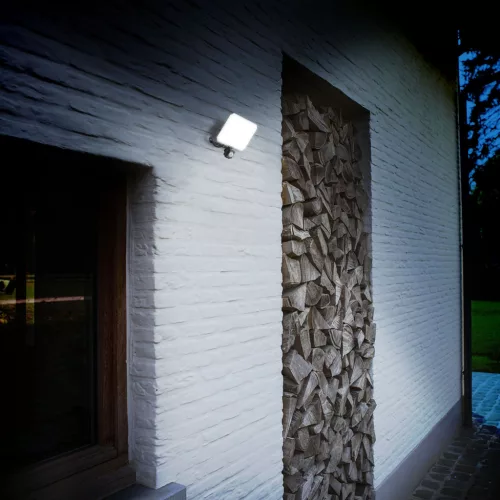 LED Floodlight with motion sensor VIDEX-FLOOD-LED-F3-PIR-50W-5K